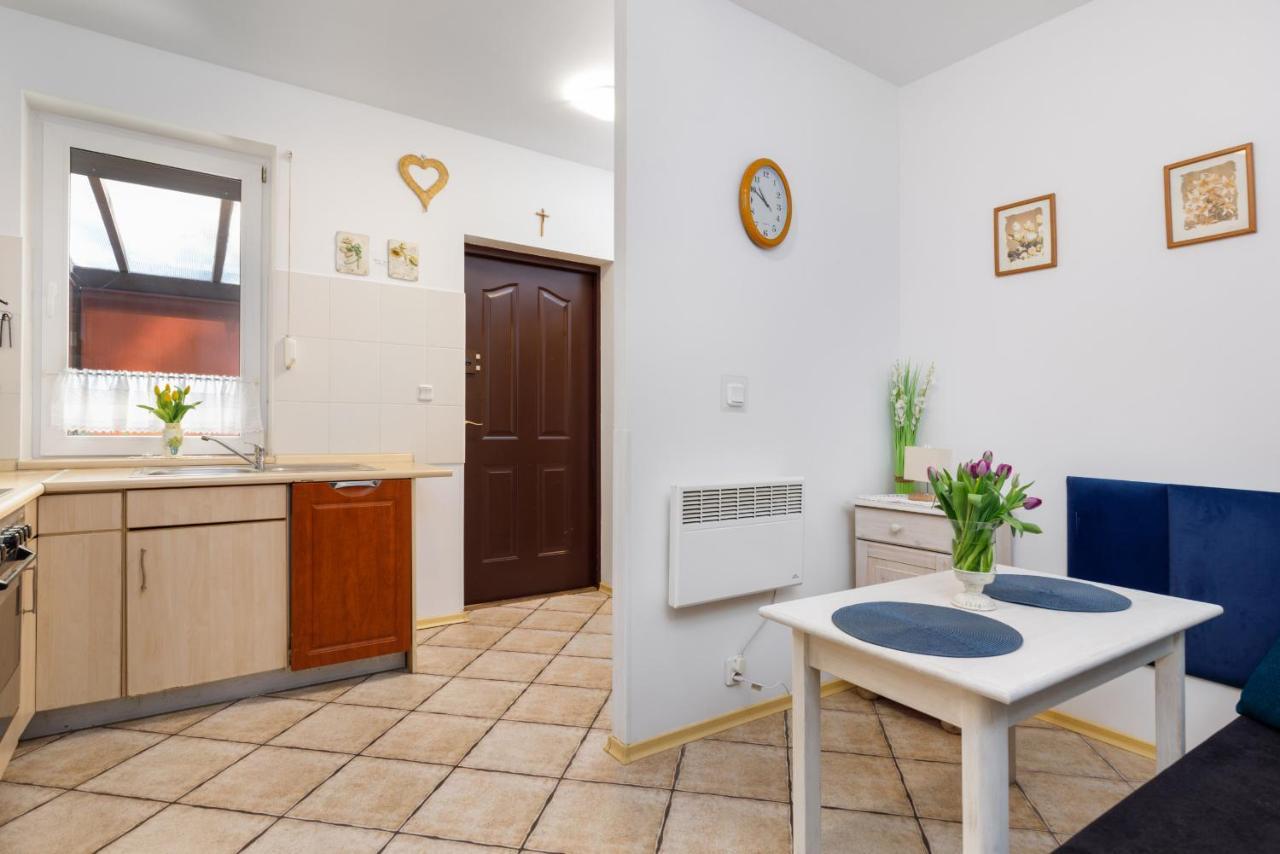 Apartment With Veranda Torunska Pobierowo By Noclegi Renters 외부 사진