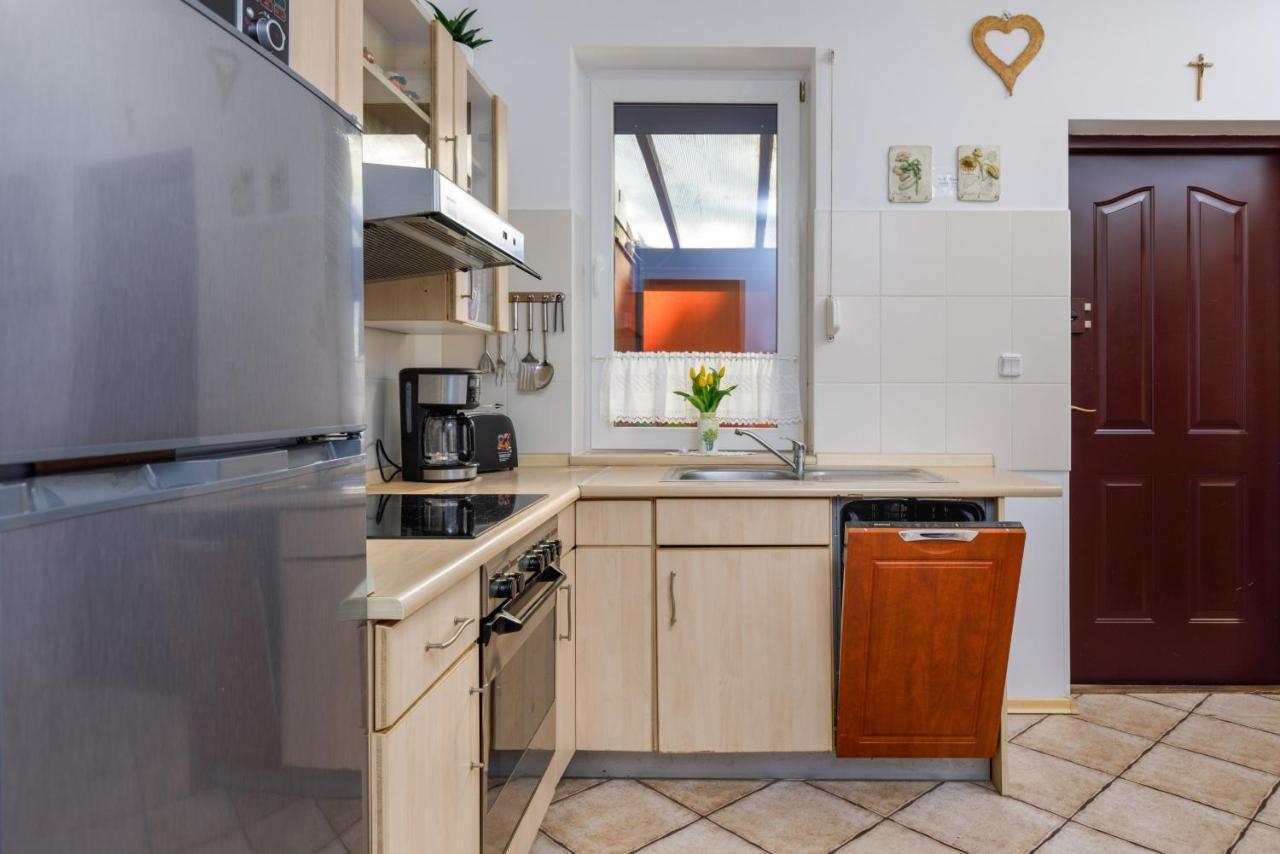 Apartment With Veranda Torunska Pobierowo By Noclegi Renters 외부 사진