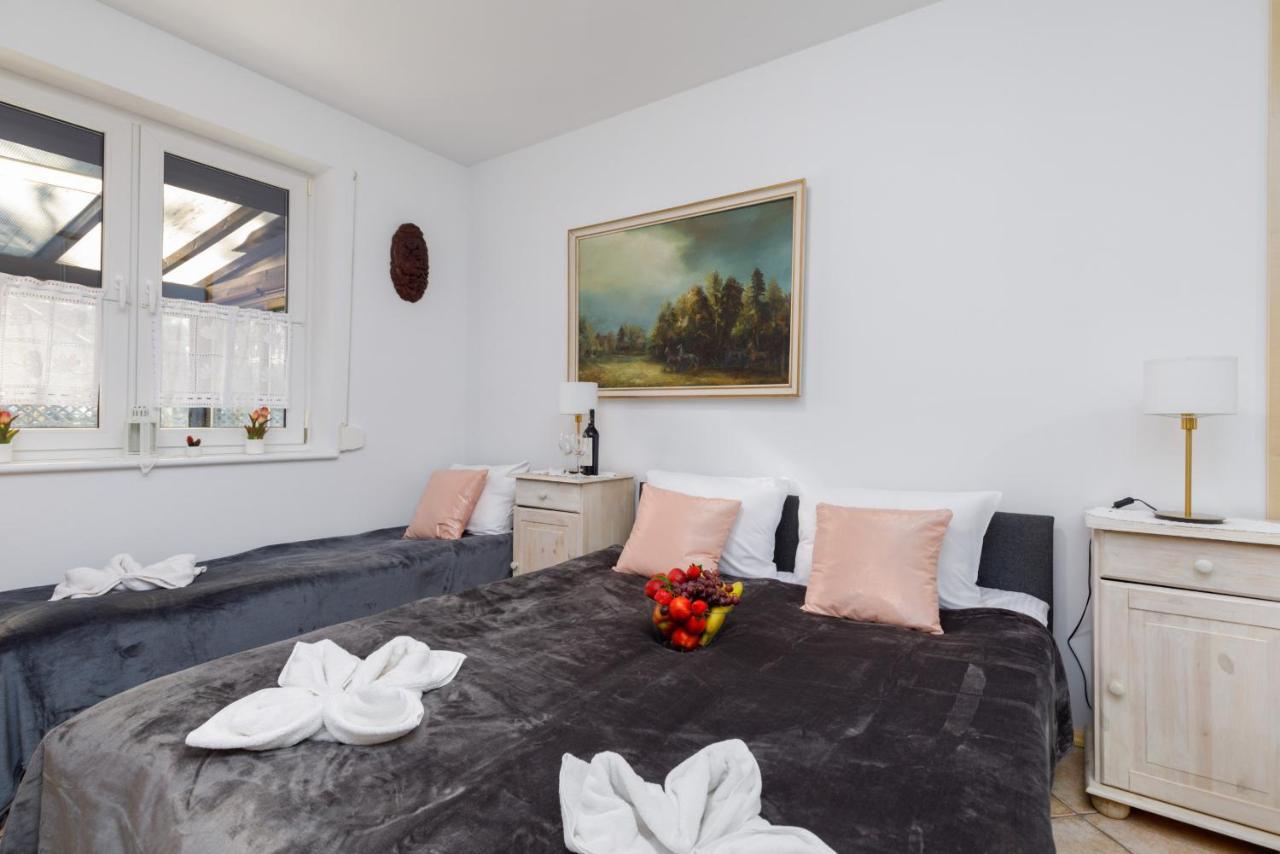 Apartment With Veranda Torunska Pobierowo By Noclegi Renters 외부 사진